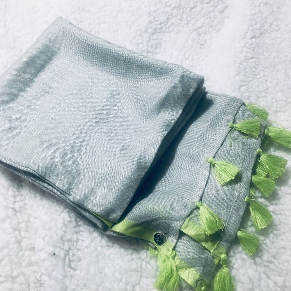 Scarf  - HurleyBurley